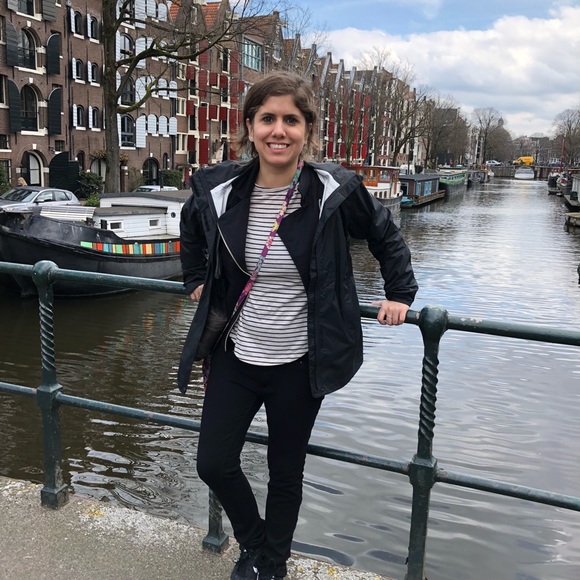 Meet your Posher, Lizzy - Picture 1 of 1